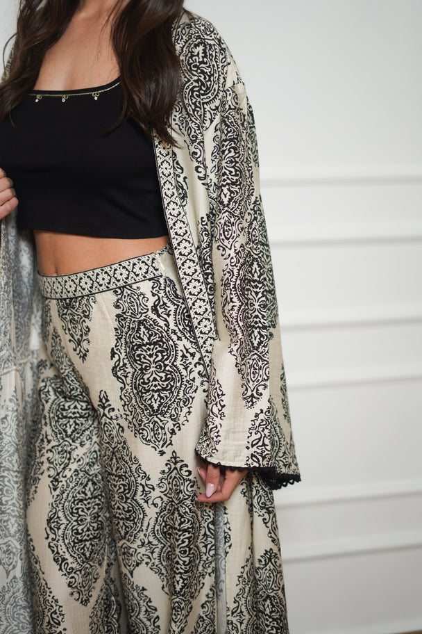 Arabesque Print Kimono